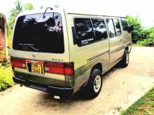 Nissan Caravan 2003 Van