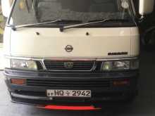 Nissan Caravan 1998 Van
