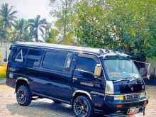 Nissan Caravan 1998 Van