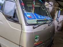 Nissan Caravan 1998 Van