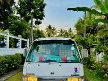 Nissan Caravan 1999 Van