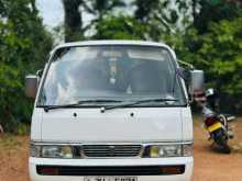 Nissan Caravan 1999 Van