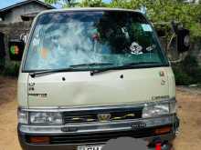 Nissan Caravan 1999 Van