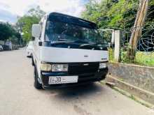 Nissan Caravan 1999 Van