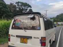 Nissan Caravan 1999 Van