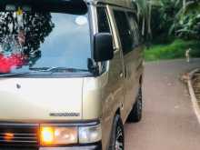 Nissan Caravan 1999 Van