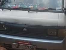Nissan Caravan 2000 Van