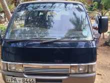 Nissan Caravan 2000 Van