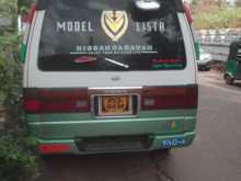 Nissan Caravan 2000 Van