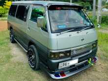 Nissan Caravan 2000 Van