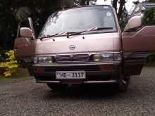 Nissan Caravan 2000 Van