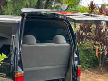 Nissan Caravan 2000 Van