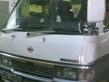 Nissan Caravan 2001 Van