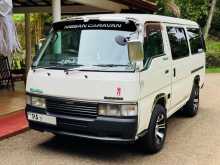 Nissan Caravan 2001 Van