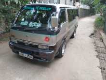 Nissan Caravan 2001 Van