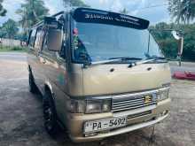 Nissan Caravan 2001 Van