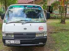 Nissan Caravan 2003 Van