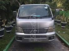 Nissan Caravan 2004 Van