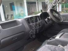 https://riyasewana.com/uploads/nissan-caravan-2004-22123061297463.jpg