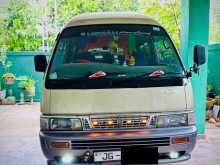 Nissan Caravan 2004 Van