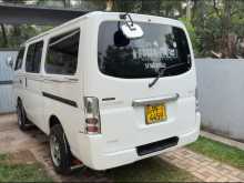 Nissan Caravan E25 2007 Van