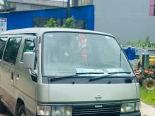 Nissan Caravan 1998 Van