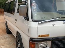 Nissan Caravan 1992 Van