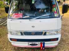 Nissan Caravan 1992 Van