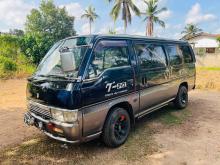 Nissan Caravan 1995 Van