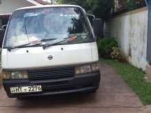 Nissan Caravan 1998 Van