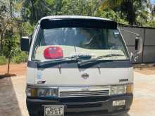 Nissan Caravan 1995 Van