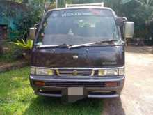 Nissan CARAVAN 1994 Van