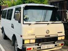 Nissan Caravan 1986 Van