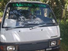 Nissan Caravan 1989 Van