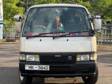 Nissan Caravan 2000 Van