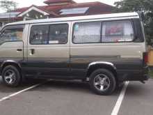 Nissan Caravan 1994 Van