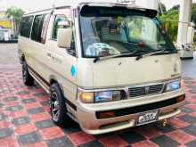 Nissan Caravan 1993 Van