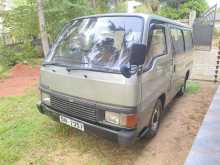 Nissan CARAVAN 1991 Van