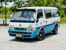 Nissan Caravan 1990 Van
