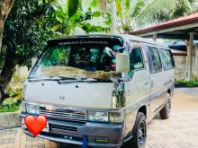 Nissan Caravan 1999 Van