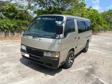 Nissan Caravan 2003 Van