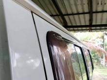 Nissan Caravan 1992 Van
