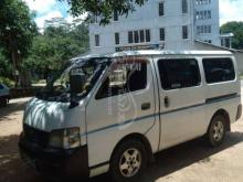 Nissan Caravan 2002 Van