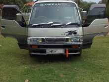 Nissan CARAVAN GLL 2003 Van