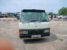Nissan Caravan 1995 Van
