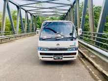 Nissan Caravan 1994 Van