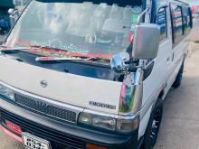 Nissan Caravan 1995 Van