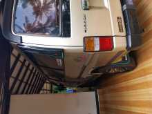 Nissan Caravan 1993 Van