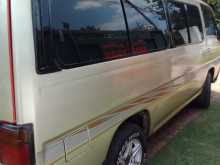 Nissan Caravan 1994 Van