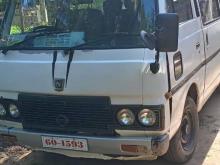 Nissan Caravan 1983 Van